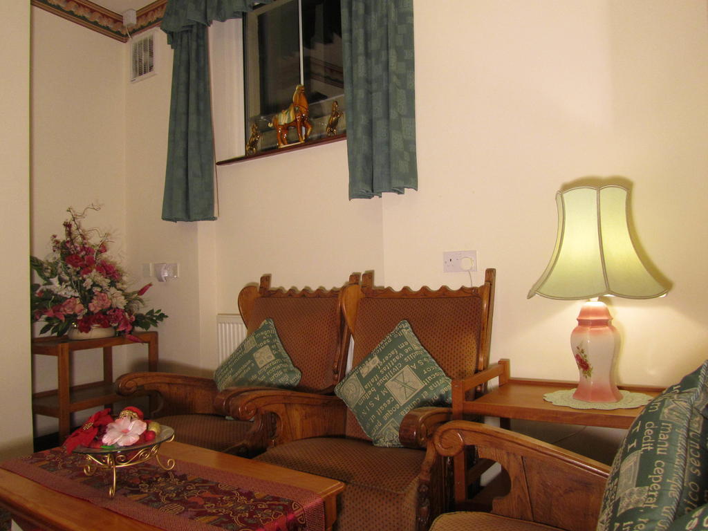 Garden Hotel Bangor  Extérieur photo